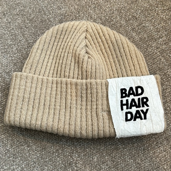 ✨ADER ERROR Bad Hair Day Beanie Hat - UNISEX - Picture 2 of 12